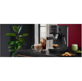 aparat-za-kavu-aeg-ec7-1-6bo-50444-05050138.webp
