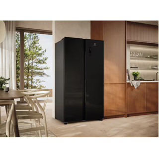 hladnjak-electrolux-eat6me53e0-blackglass-70655-01042142.webp