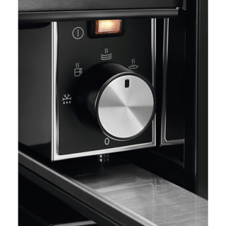 ladica-grijana-electrolux-lbd4t-mattblack-43144-04040238.webp