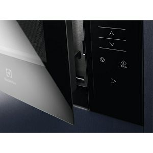 ugradbena-mikrovalna-pecnica-electrolux--01140069_3.jpg
