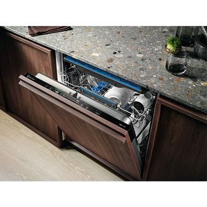 ugradbena-perilica-posuda-electrolux-eem-01080476_2.jpg