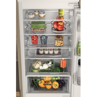 ugradbeni-hladnjak-whirlpool-whc18d051a1-81568-01090671.webp