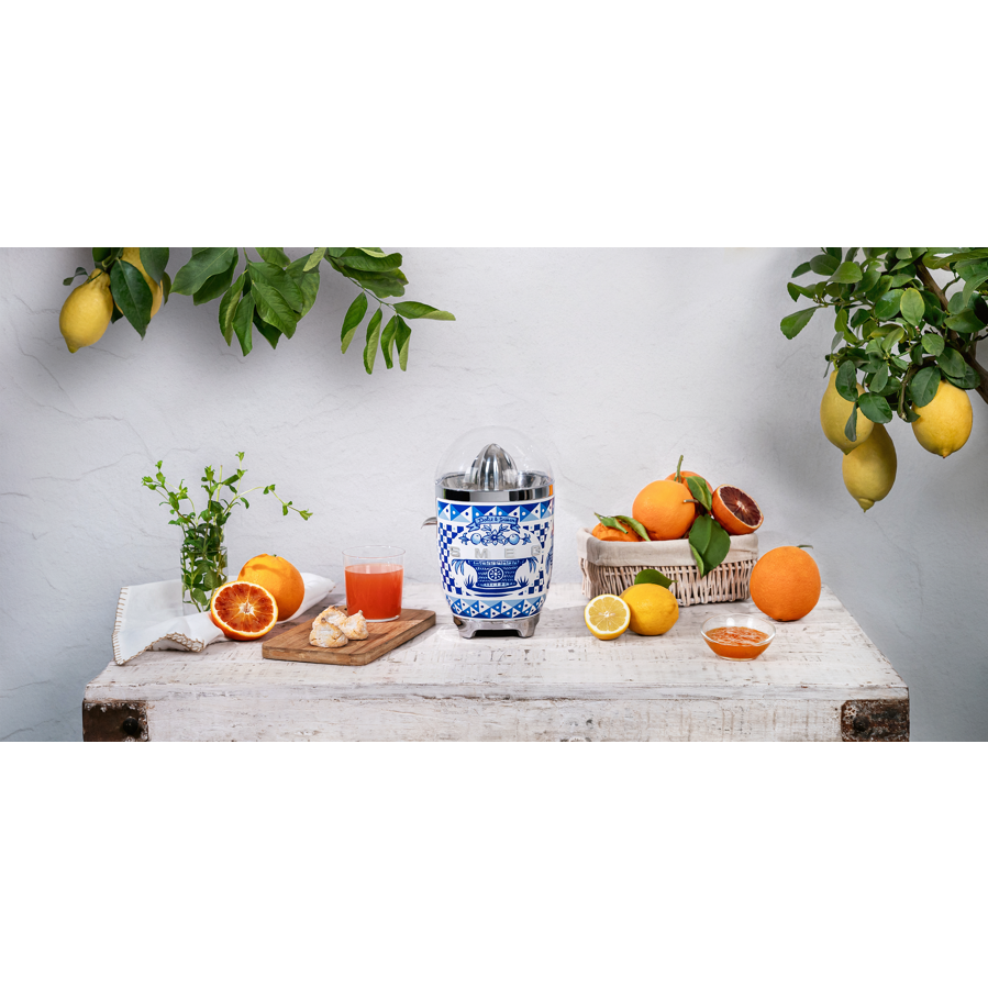 Cjedilo agruma Smeg CJF01DGBEU Dolce&Gabbana