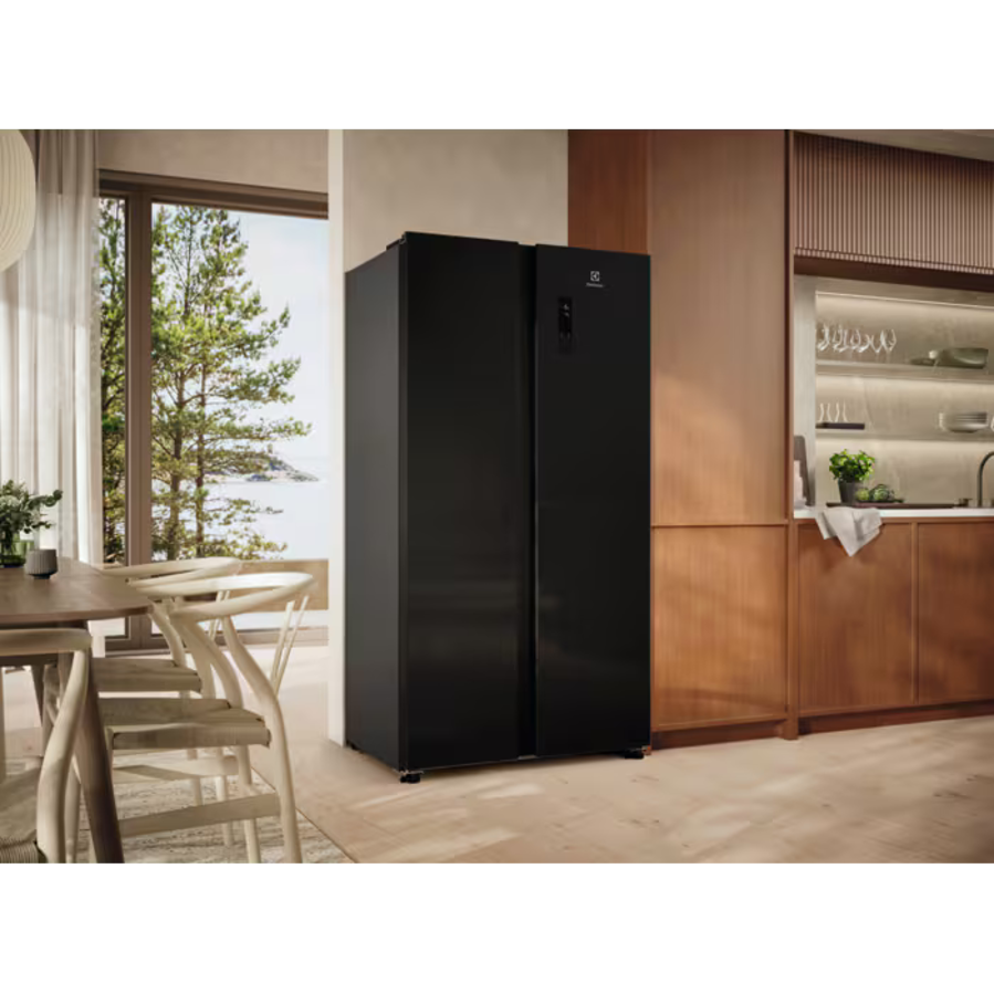 Hladnjak Electrolux EAT6ME53E0 BlackGlass