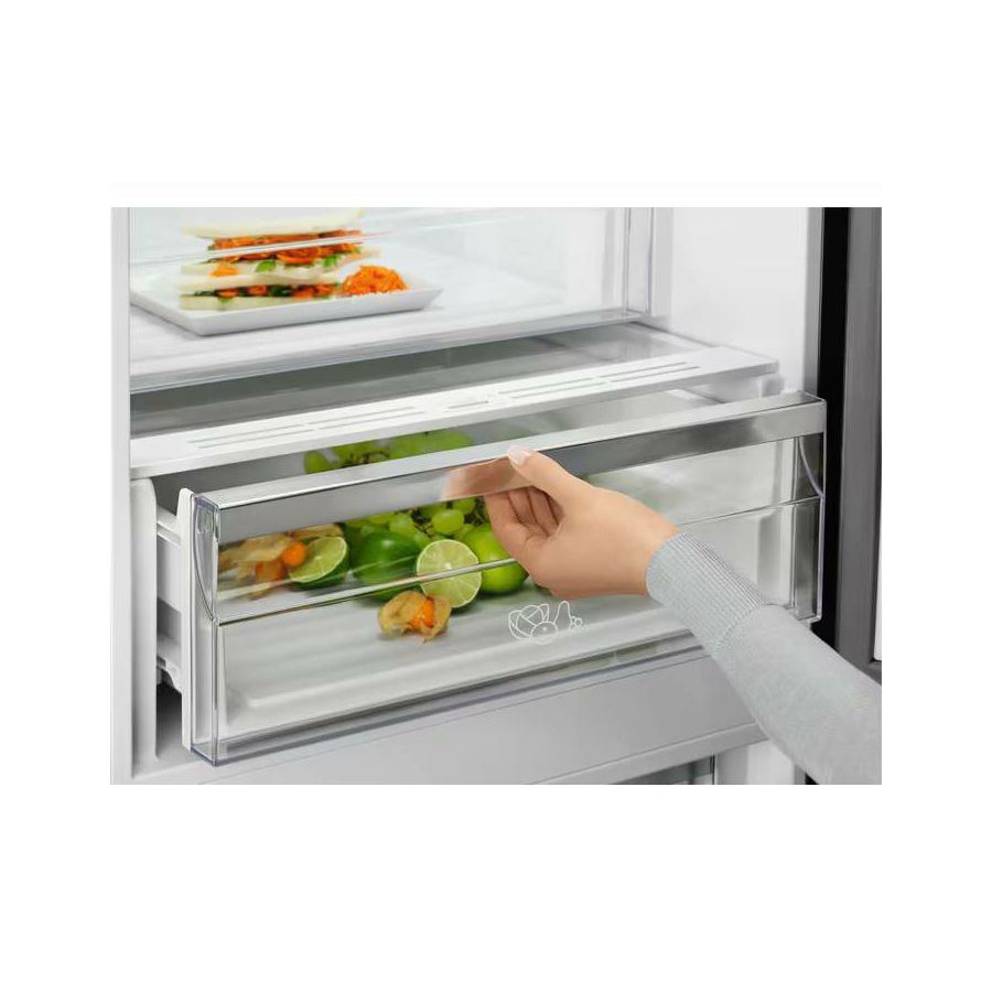 Hladnjak Electrolux LNT7ME32X3