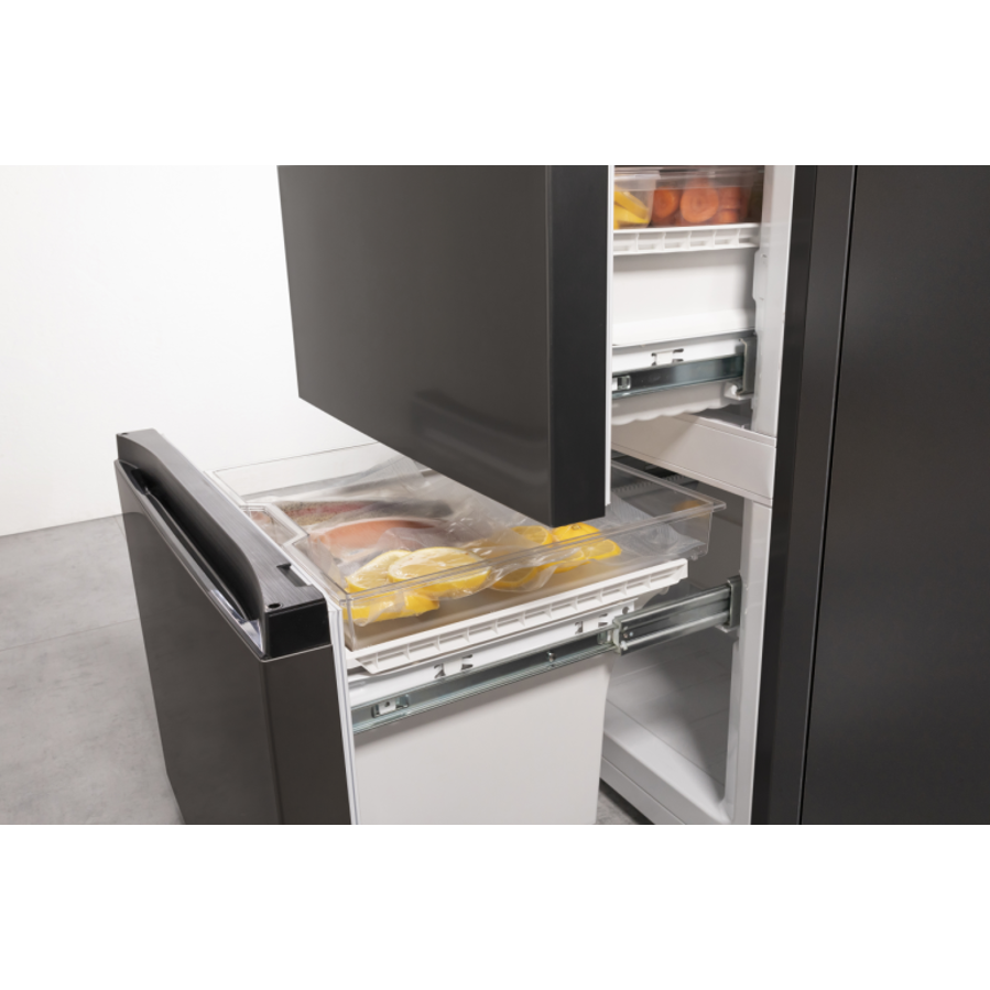 Hladnjak Hisense RM469N4AFD1