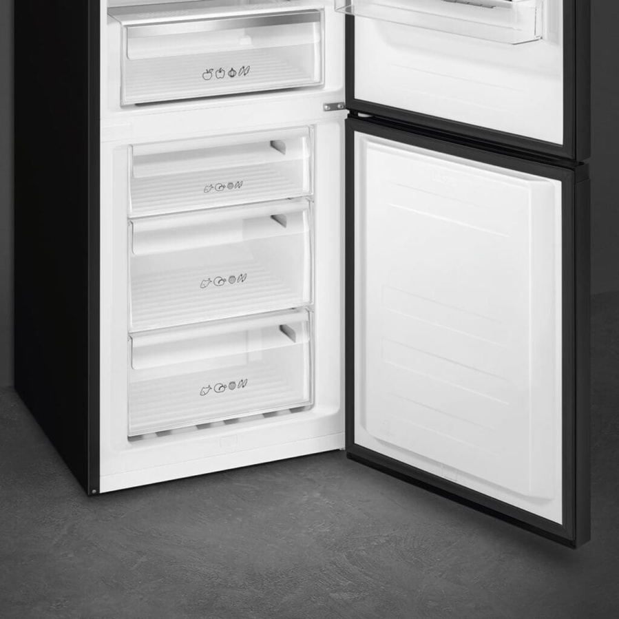 Hladnjak Smeg RC21KDNMC