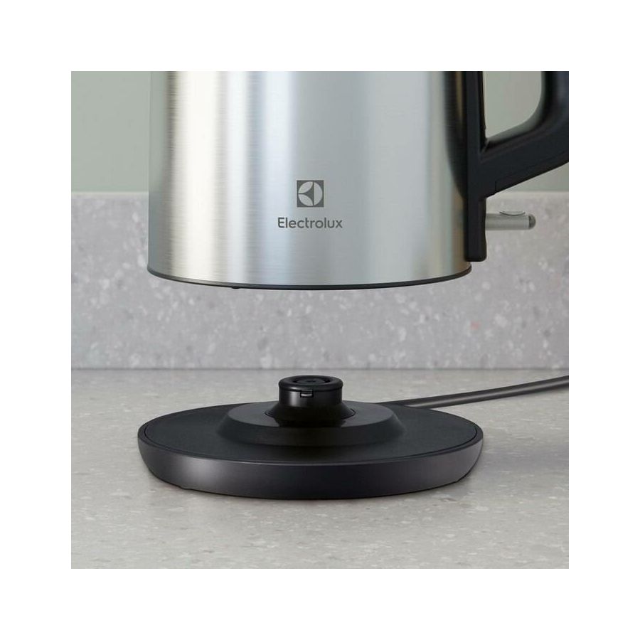 Kuhalo vode Electrolux E3K1-3ST