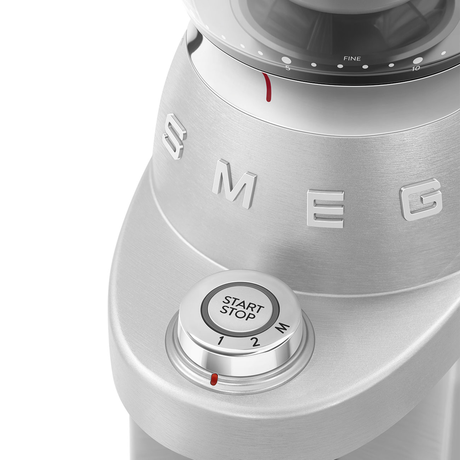 Mlin za kavu Smeg CGF02SSEU inox