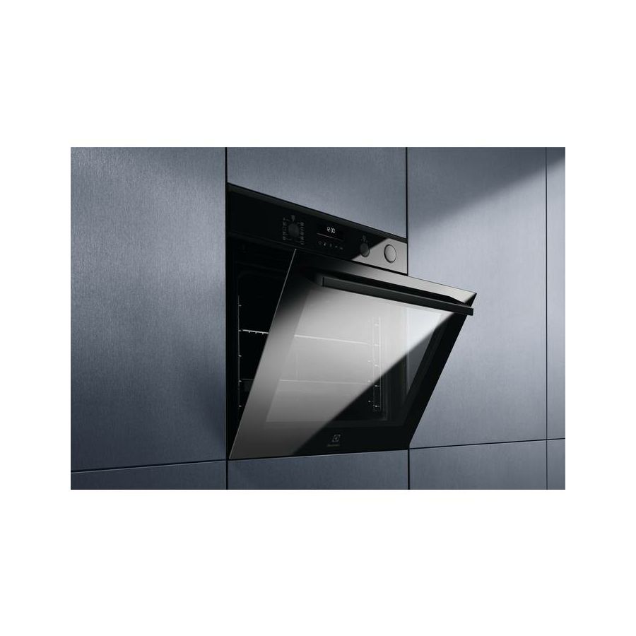 Pećnica Electrolux EOC6P77H