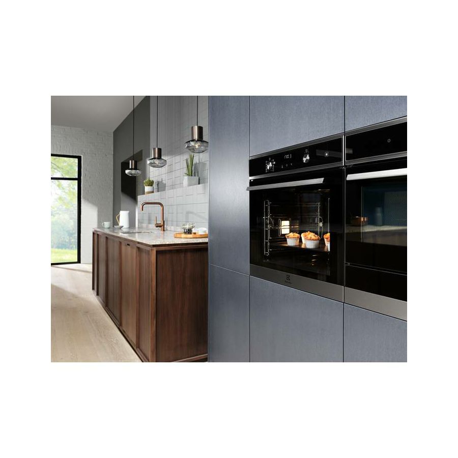 Pećnica Electrolux EOD6P77WZ
