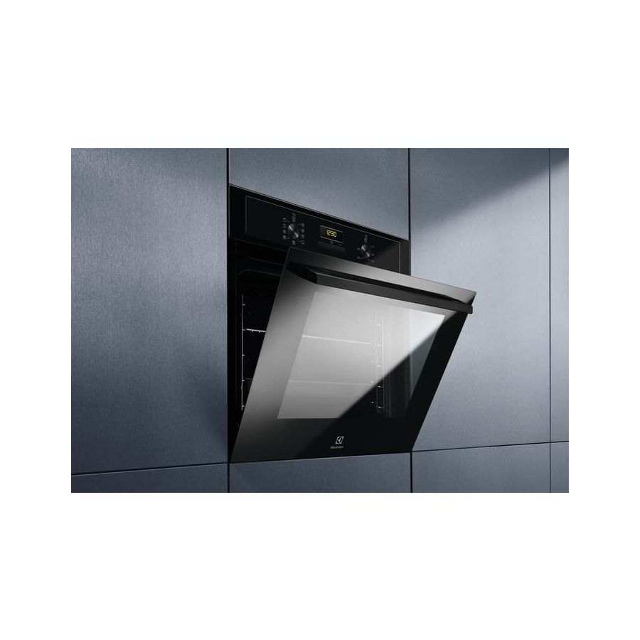 Pećnica Electrolux EOF3H50BK