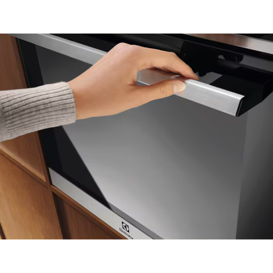 Pećnica Electrolux LOE8P39X