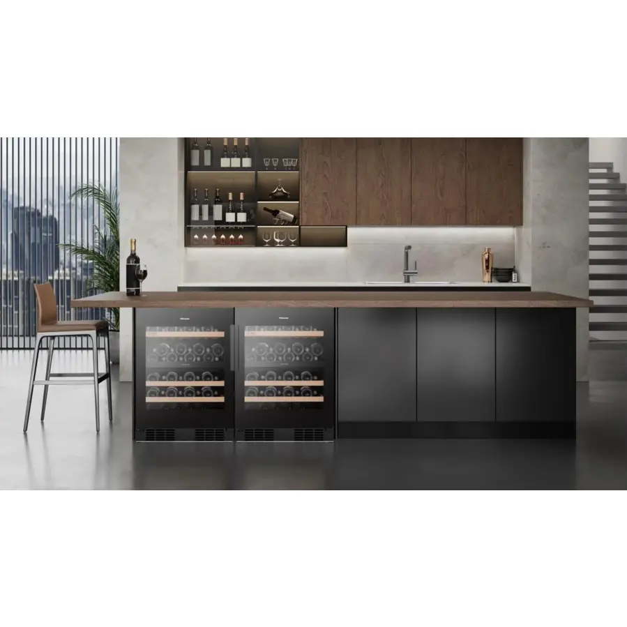 Podpultni hladnjak za vino Hisense RW3N122GSLF WiFi - 82cm