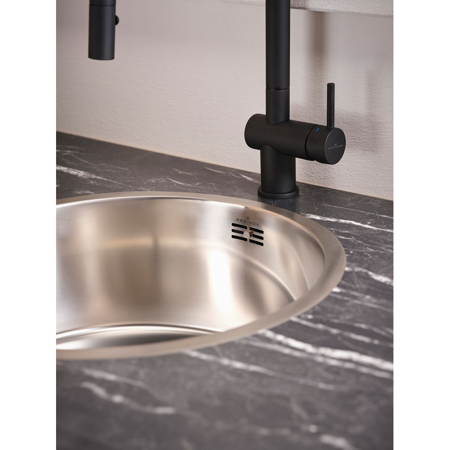 Slavina Reginox Flint VT tuš Total Black