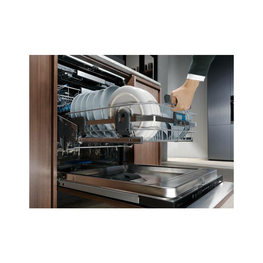 Ugradbena perilica posuđa Electrolux EEC87400W ComfortLift
