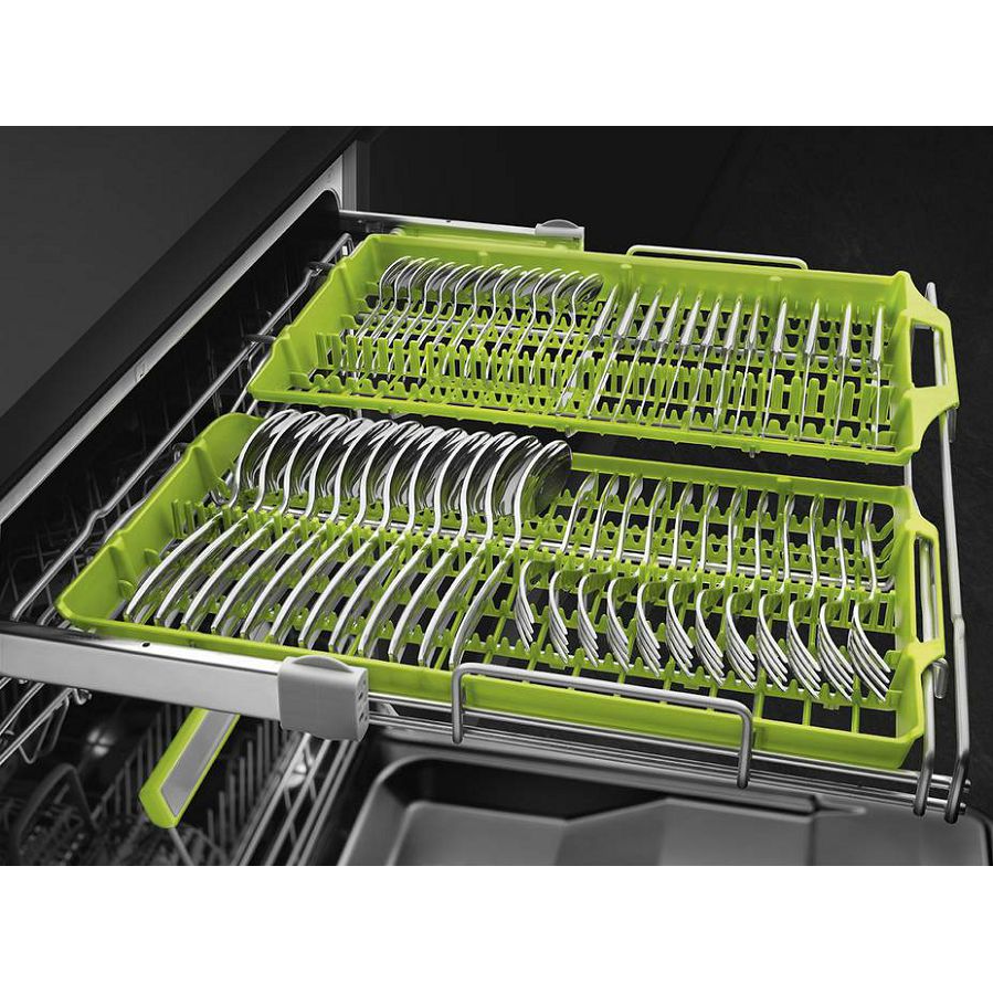 Ugradbena perilica posuđa Smeg ST353BQL