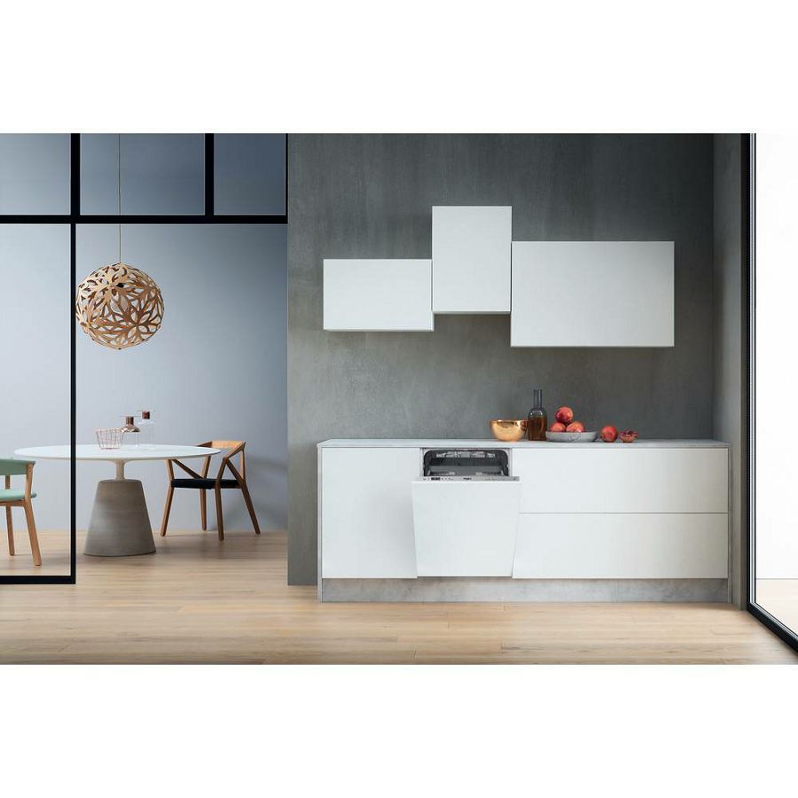Ugradbena perilica posuđa Whirlpool WSIC3M27C