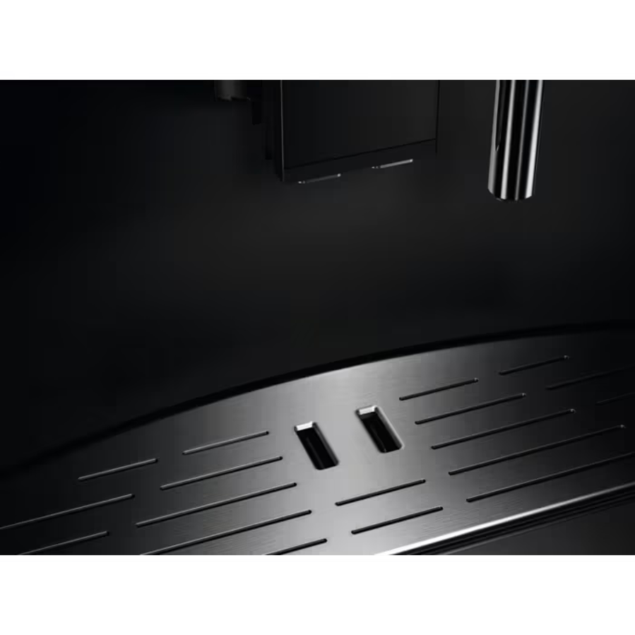 Ugradbeni aparat za kavu Electrolux EBC95T MattBlack + BlackGlass