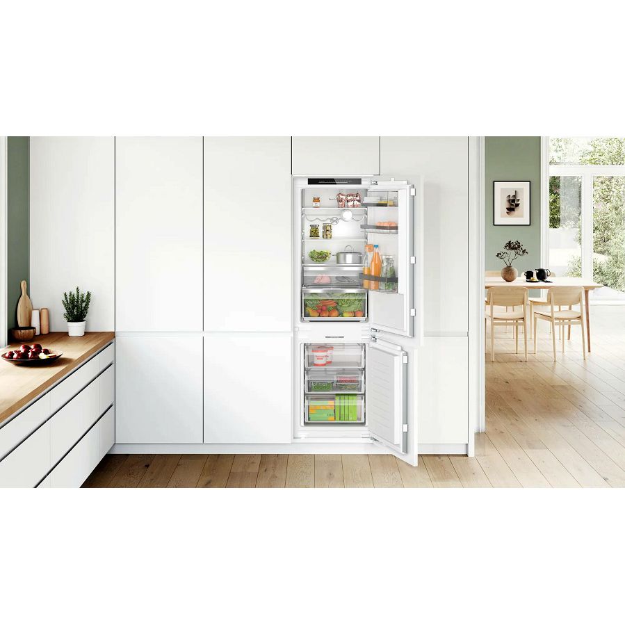 Ugradbeni hladnjak Bosch KIN86ADD0