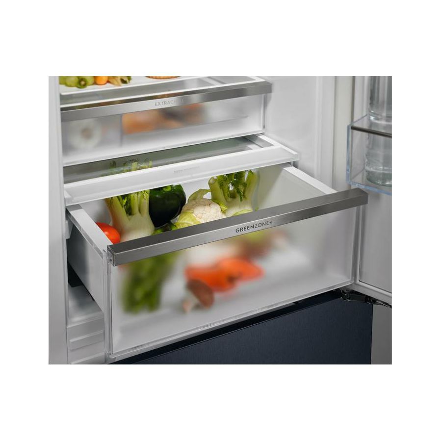 Ugradbeni hladnjak Electrolux ENC8MC19S 188cm