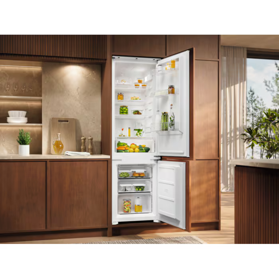 Ugradbeni hladnjak Electrolux ENS3SE18S