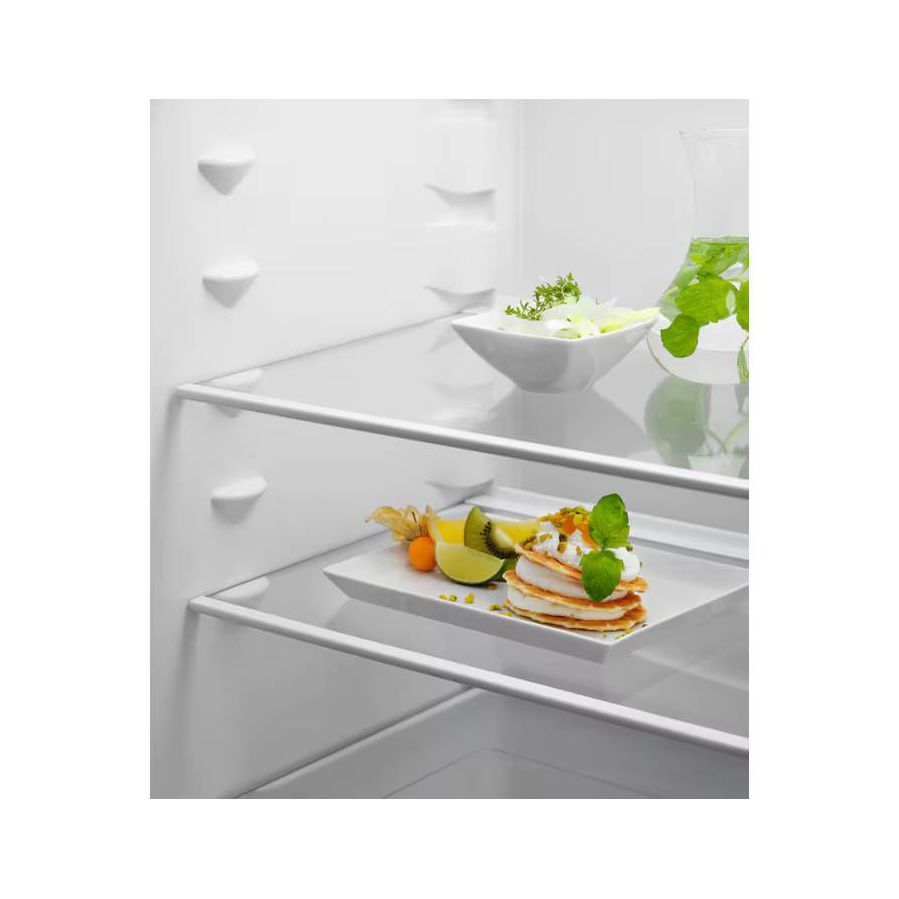 Ugradbeni hladnjak Electrolux ERD6DE18S1