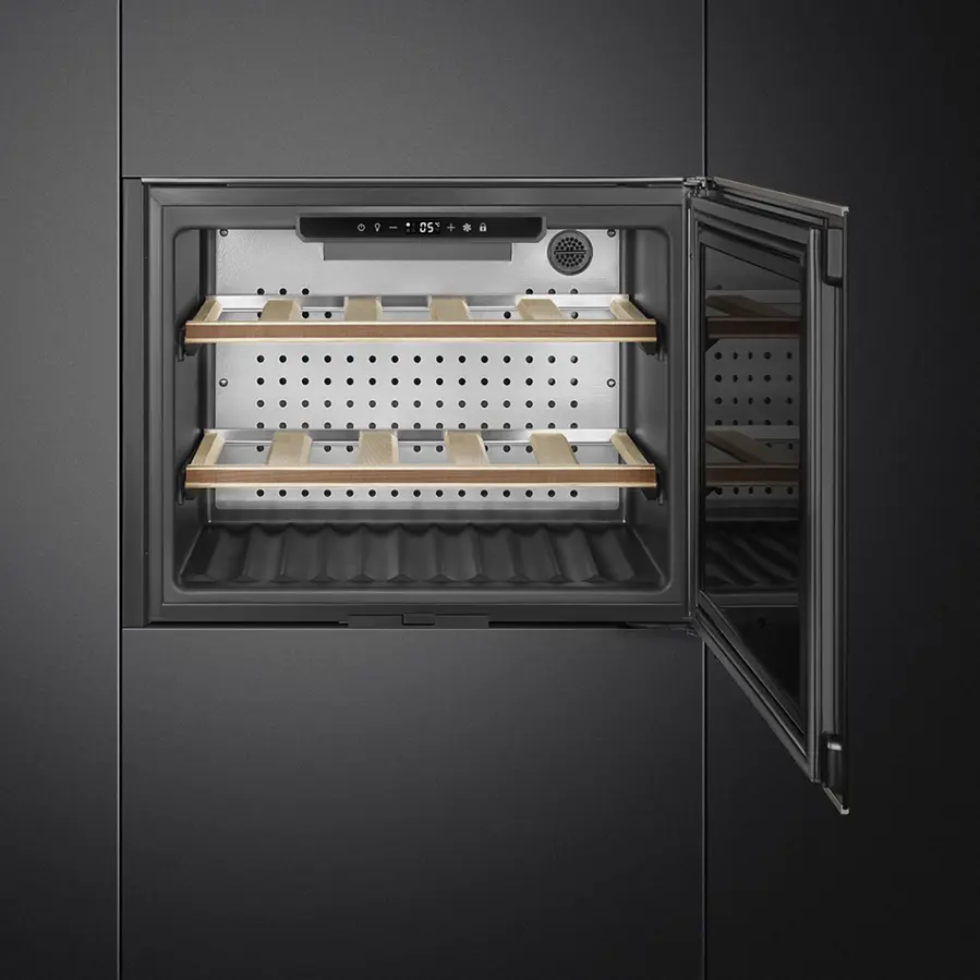 Ugradbeni hladnjak za vino Smeg CVI620TE1