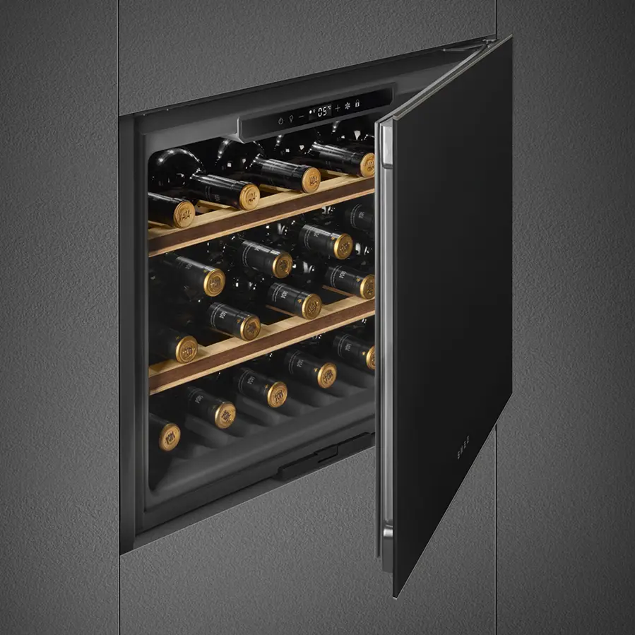 Ugradbeni hladnjak za vino Smeg CVI620TE1