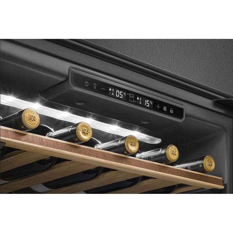 Ugradbeni hladnjak za vino Smeg CVI629NR3