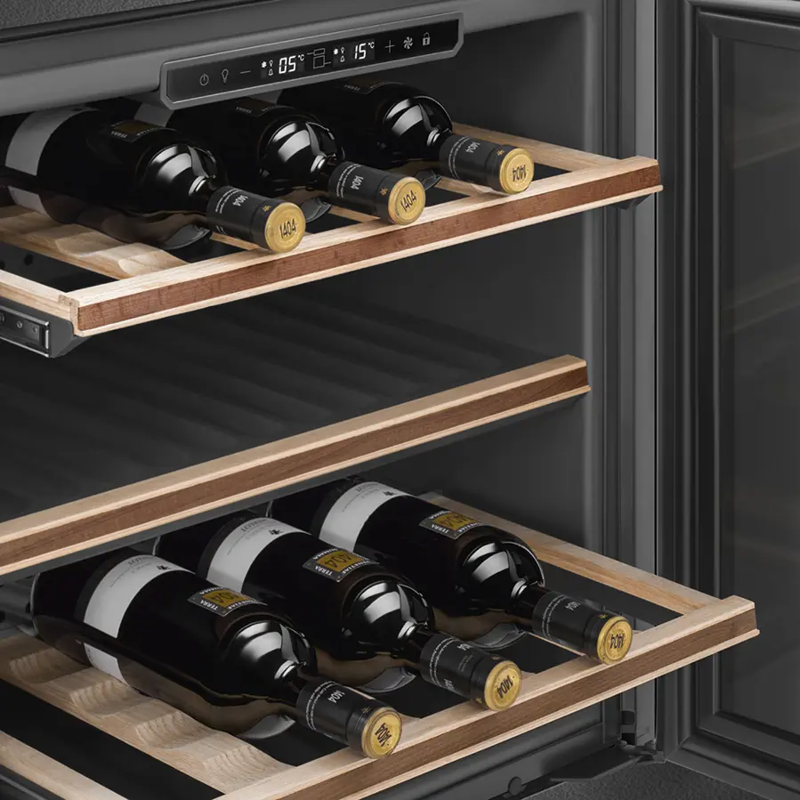 Ugradbeni hladnjak za vino Smeg CVI629TE