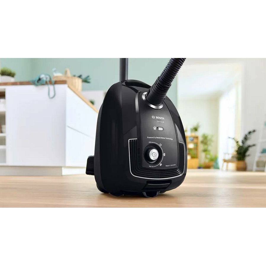 Usisavač Bosch BGB38BA1