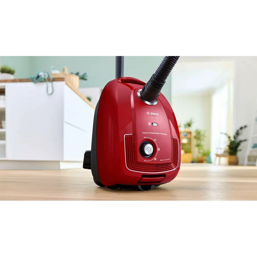 Usisavač Bosch BGB38RD2